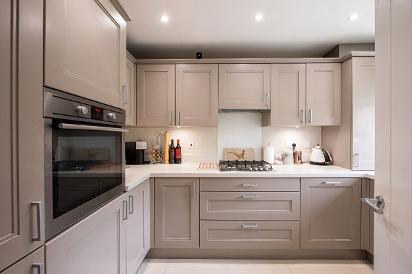 Tủ gỗ HDF dành cho chung cư có diện tích không gian bếp hạn chế