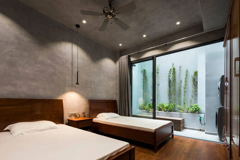 Thiết kế phòng ngủ này tôn lên sự hiện đại và gần gũi với thiên nhiên cho người cao tuổi